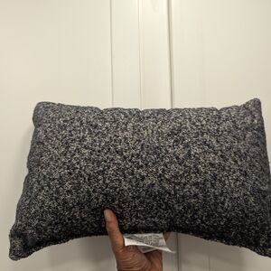 Throw pillow